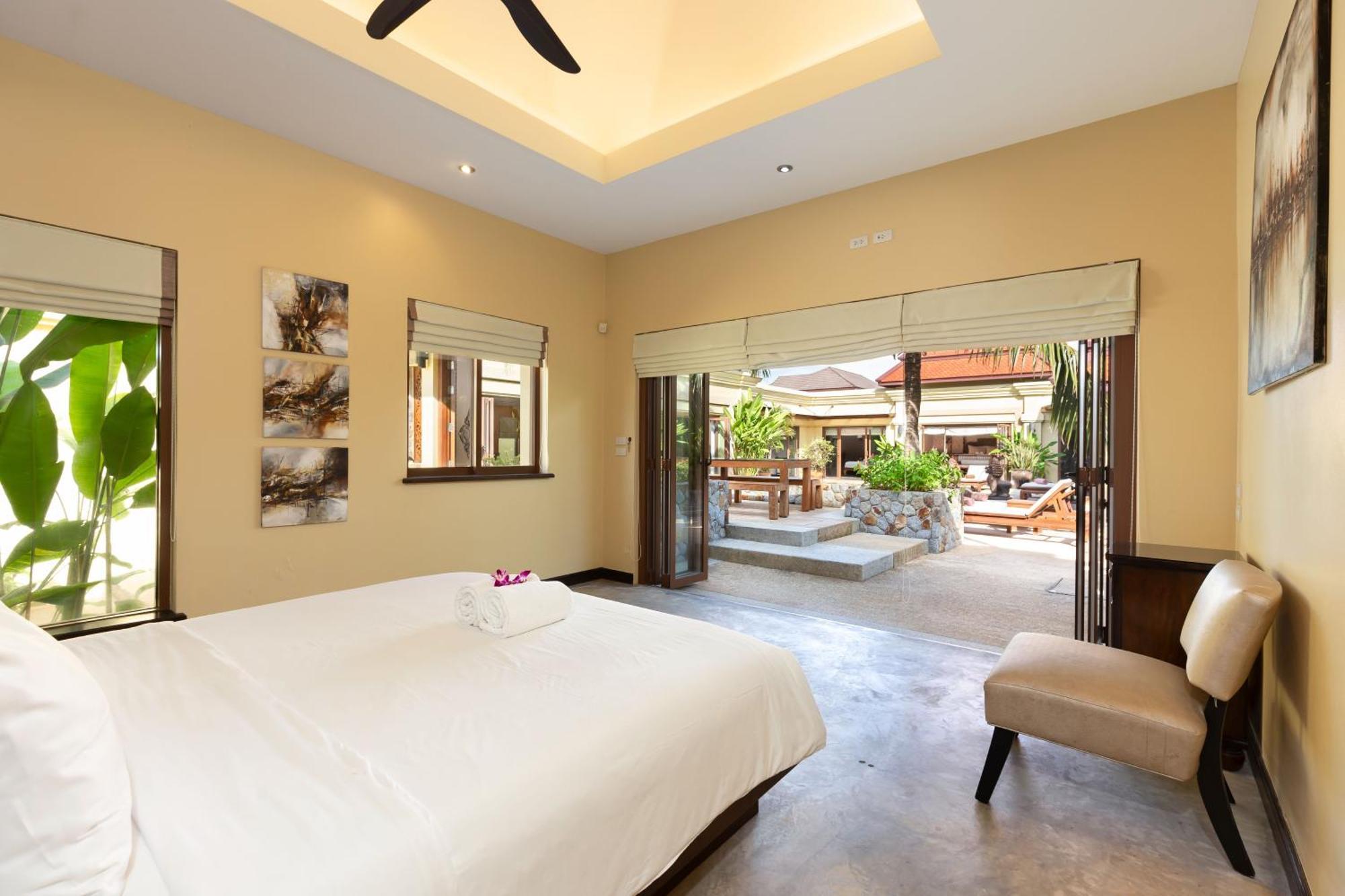 Extraordinary Courtyard 6Br Pool Villa Sri Suri, Naiharn Rawai Exterior foto