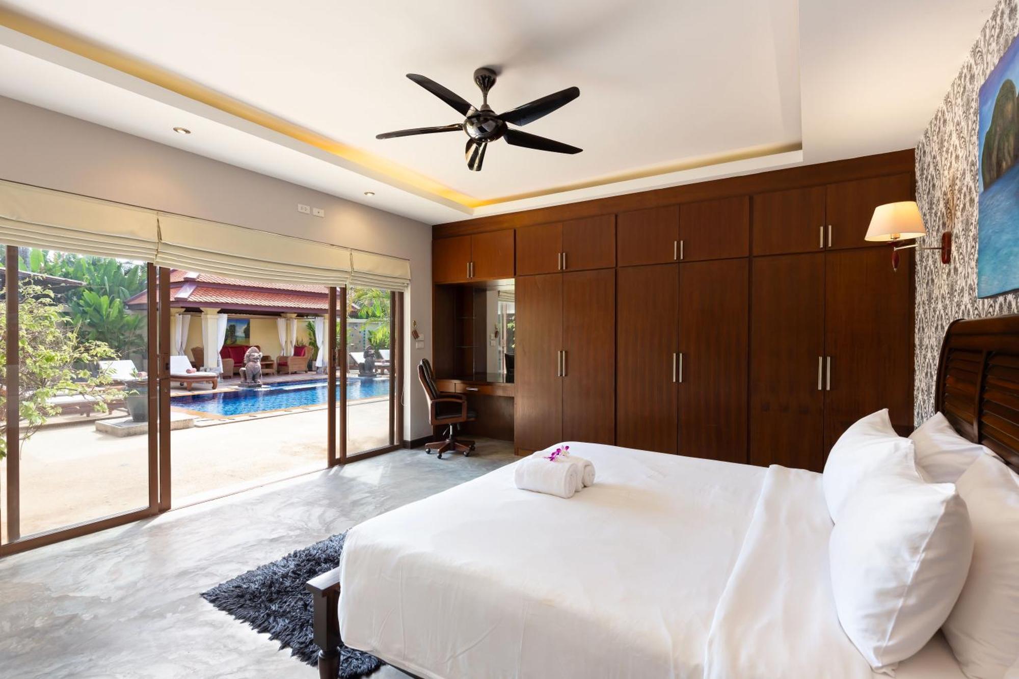 Extraordinary Courtyard 6Br Pool Villa Sri Suri, Naiharn Rawai Exterior foto